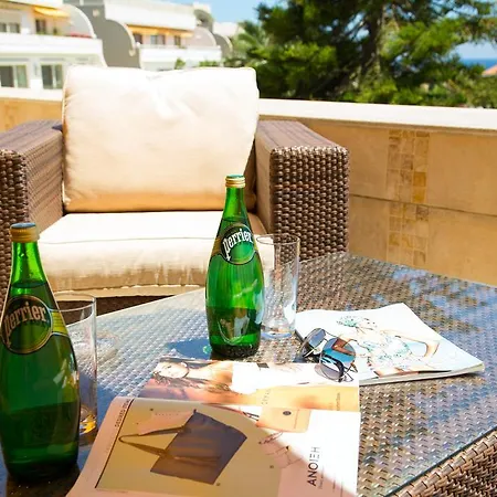 3 Bedroom D102 On The Beach At Thera *